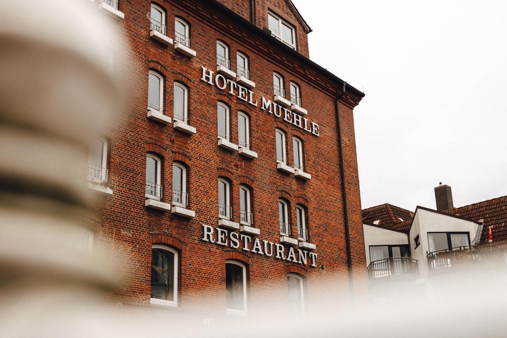 Zur Muehle - Hotel Am Fleth Buxtehude Buitenkant foto
