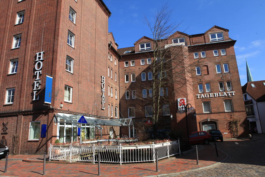 Zur Muehle - Hotel Am Fleth Buxtehude Buitenkant foto